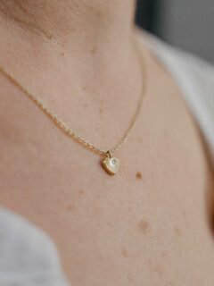 gold heart necklace with diamond